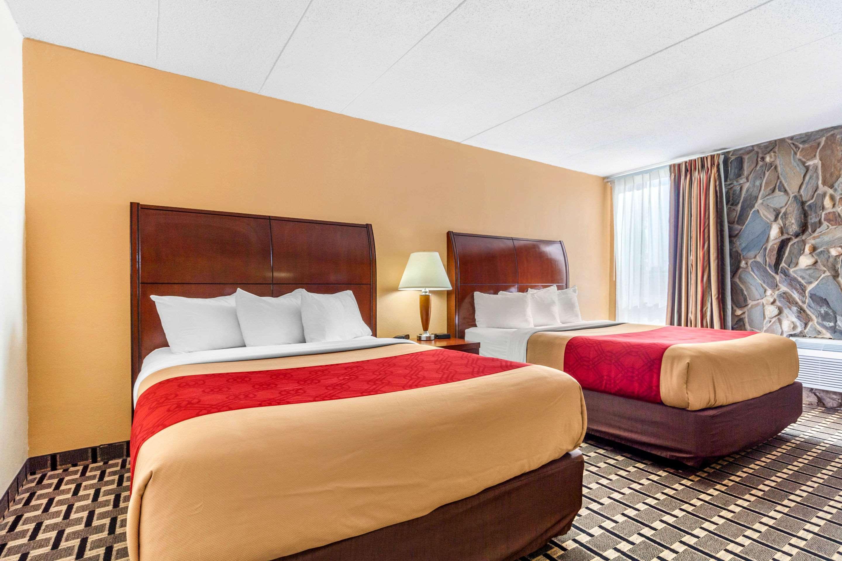 Econo Lodge Inn & Suites Brookings Exteriér fotografie