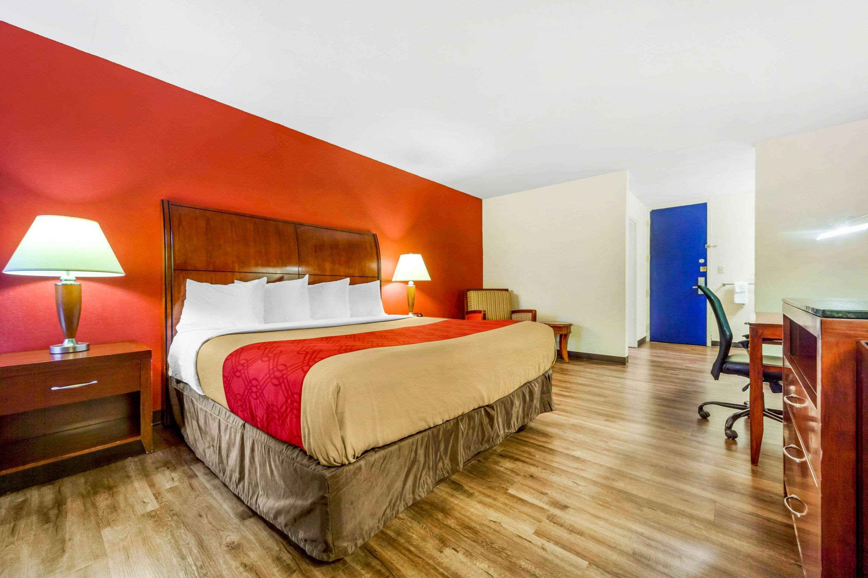 Econo Lodge Inn & Suites Brookings Exteriér fotografie