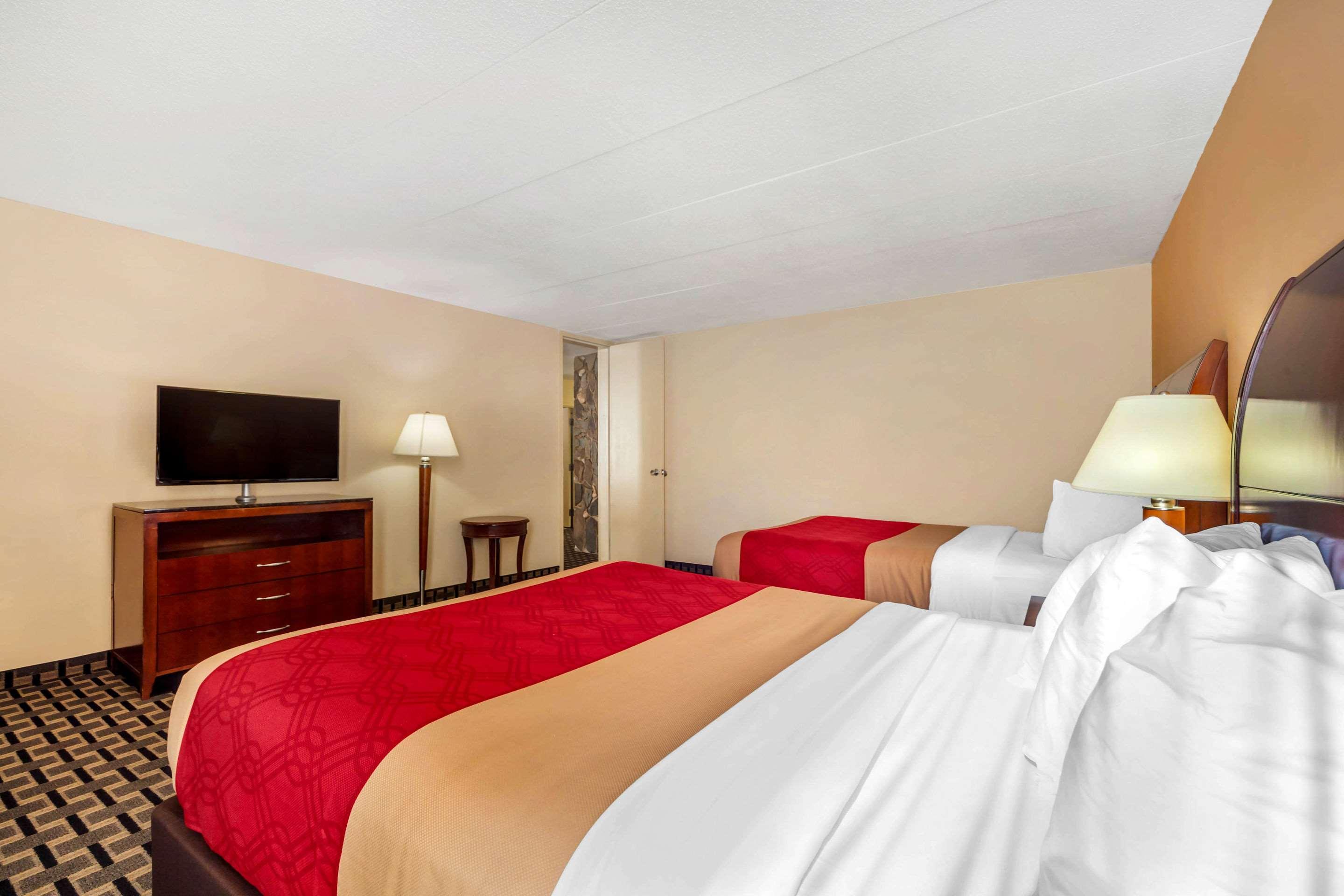 Econo Lodge Inn & Suites Brookings Exteriér fotografie