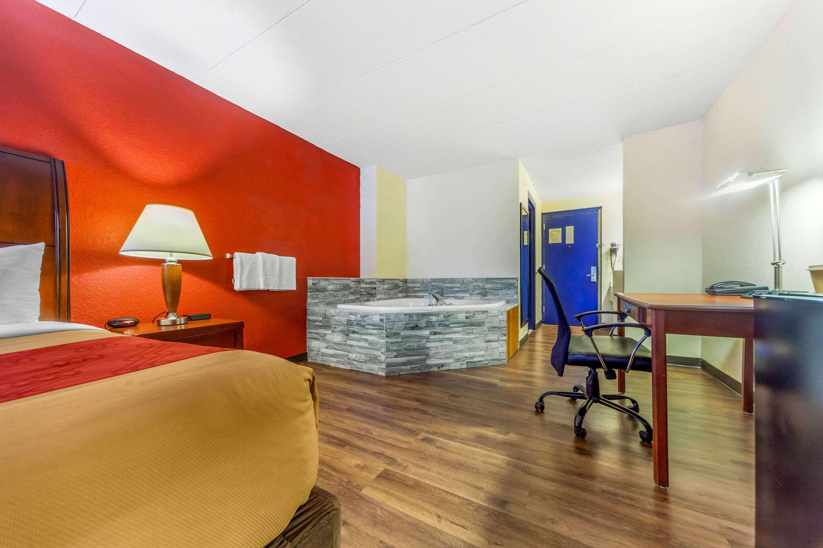 Econo Lodge Inn & Suites Brookings Exteriér fotografie