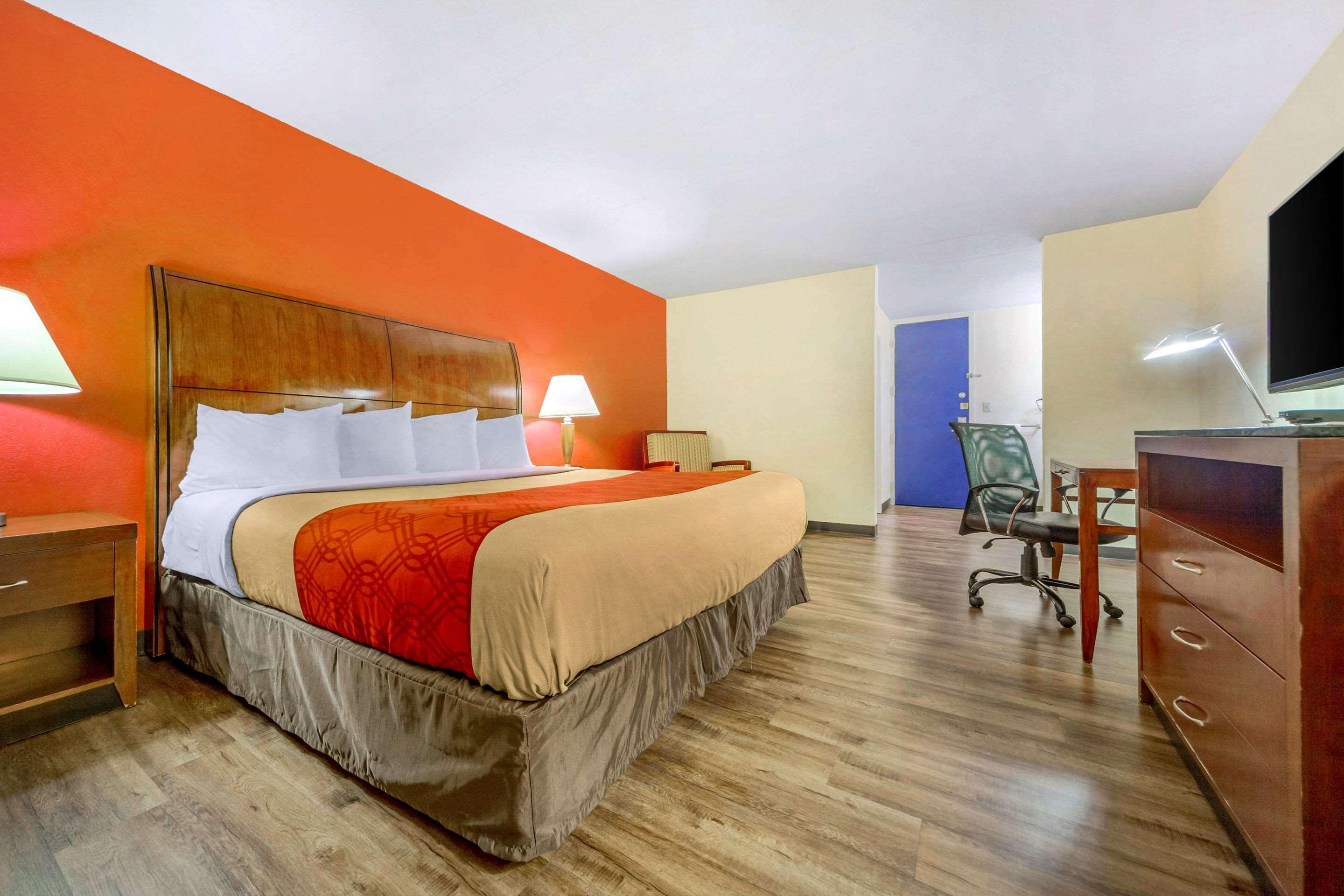 Econo Lodge Inn & Suites Brookings Exteriér fotografie