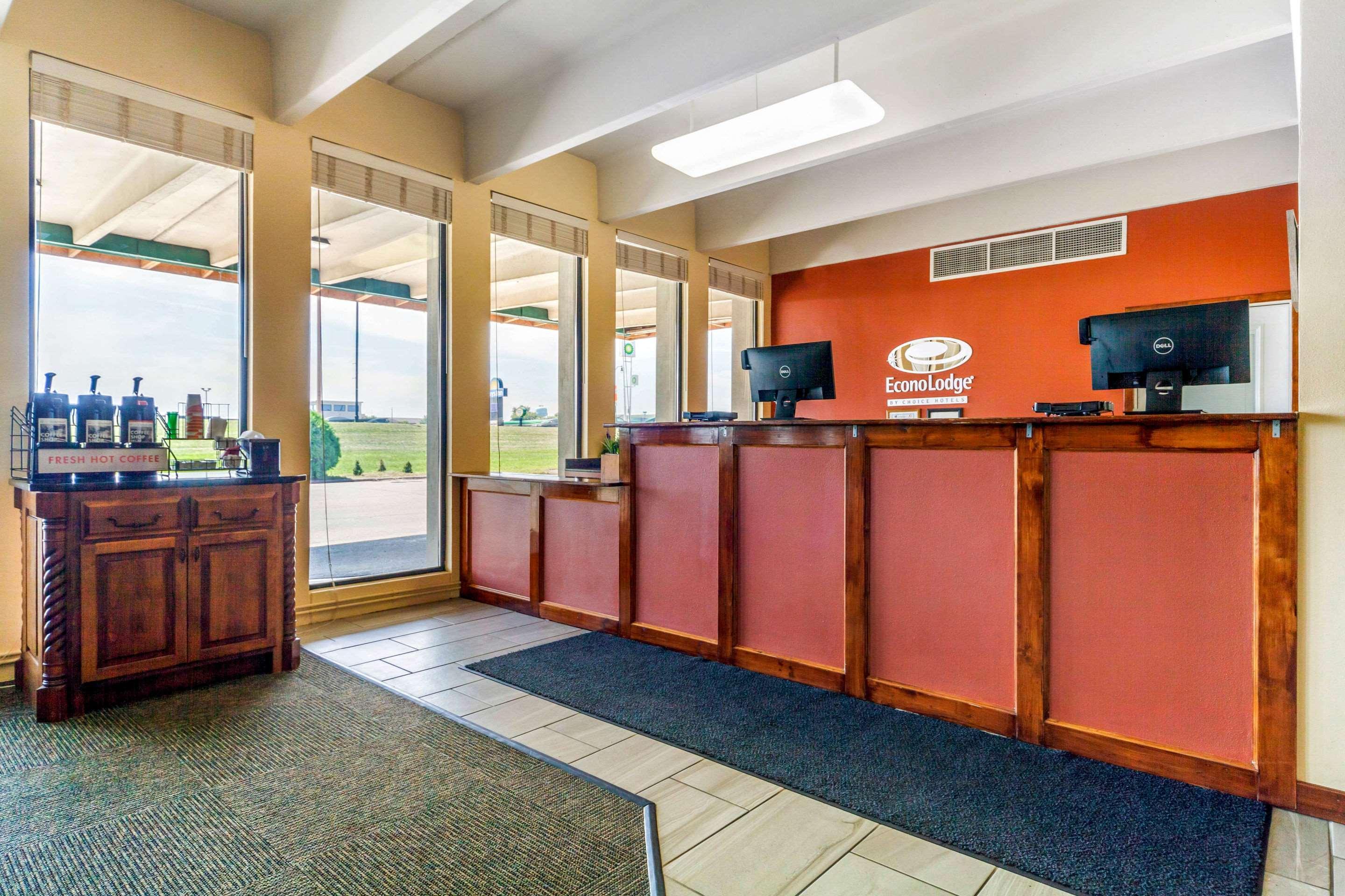 Econo Lodge Inn & Suites Brookings Exteriér fotografie