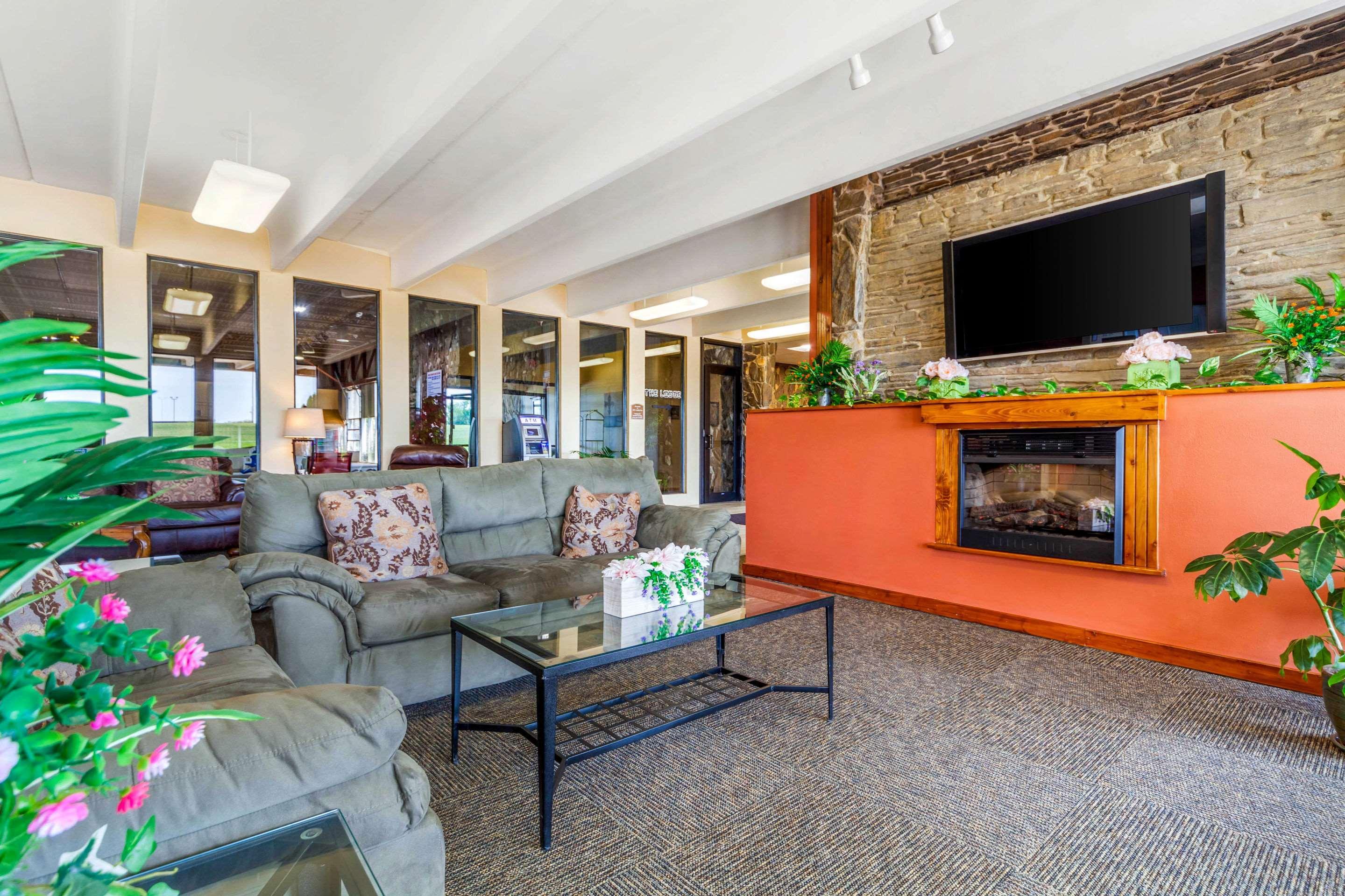 Econo Lodge Inn & Suites Brookings Exteriér fotografie