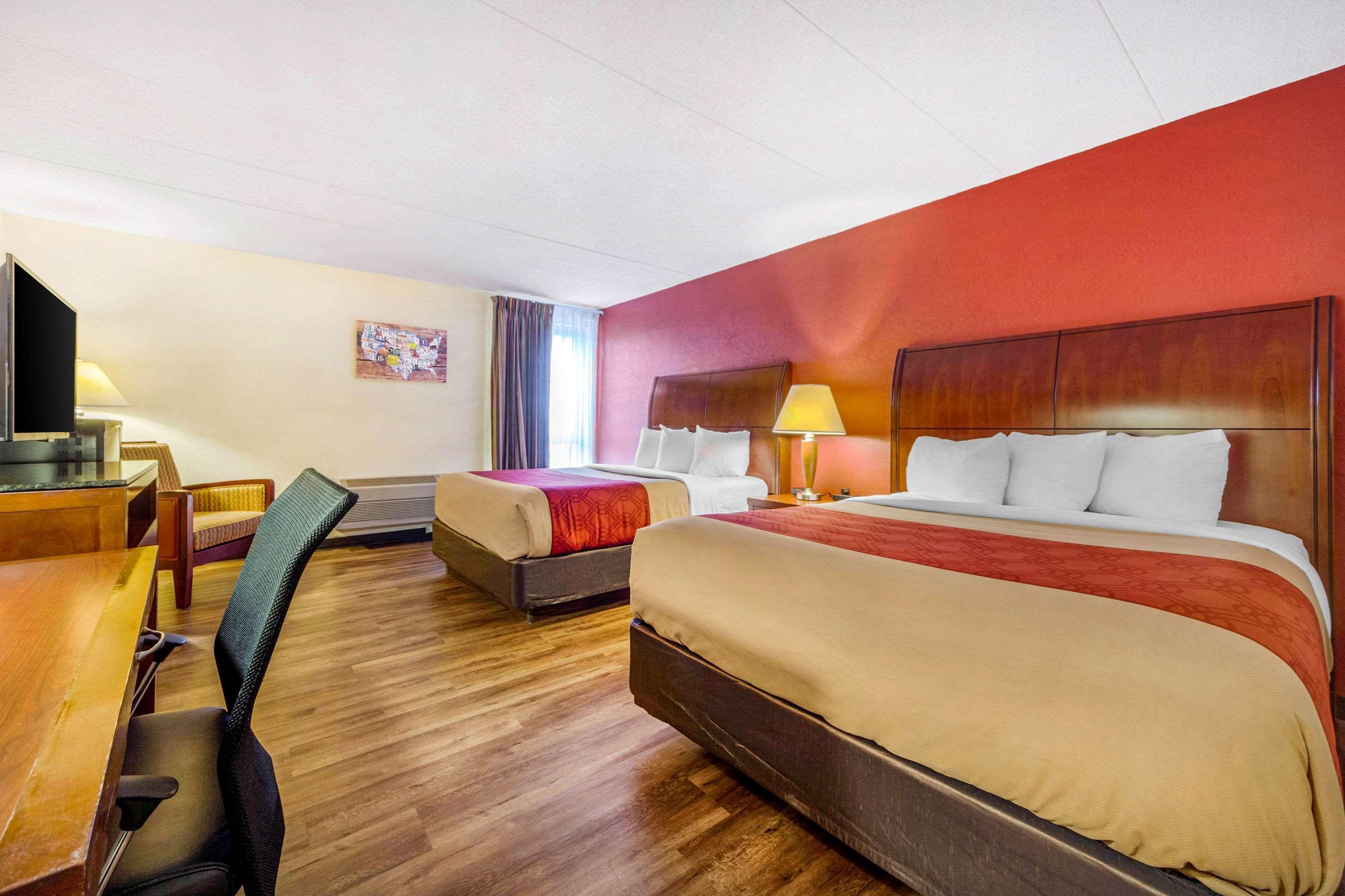 Econo Lodge Inn & Suites Brookings Exteriér fotografie